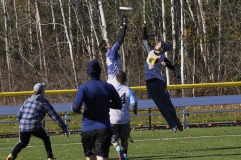 Mens ultimate frisbee club sport